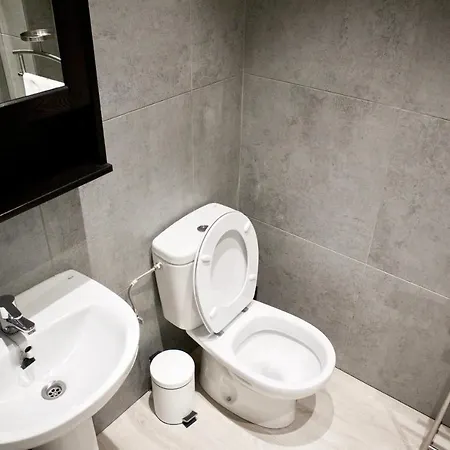 Moraza - Local Rentss * Σαν Σεμπαστιάν